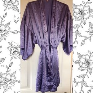 VICTORIA’S SECRET KIMONO